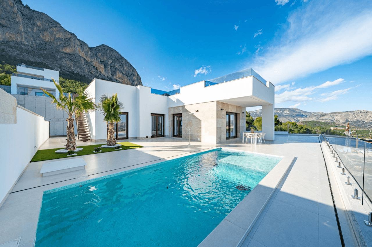 Villa til salg i Polop