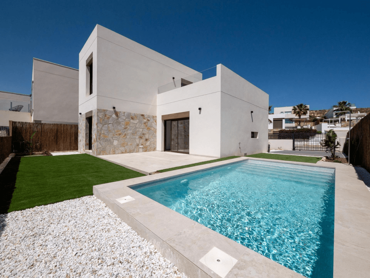 Villa à la vente à Algorfa