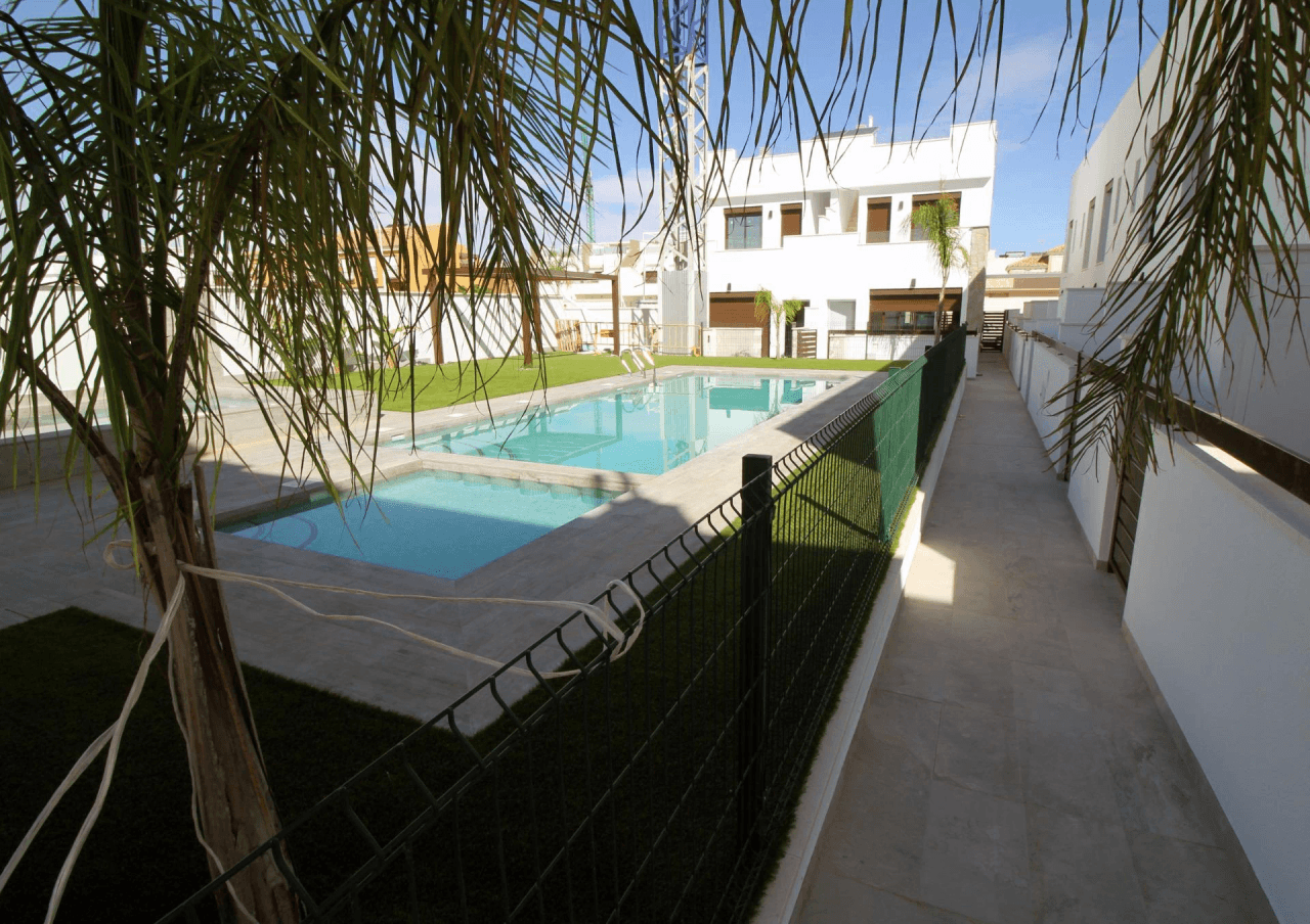 Geschakelde woning te verkoop in Pilar De La Horadada
